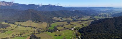 Rostrevor Hop Gardens - VIC (PBH3 00 34027)